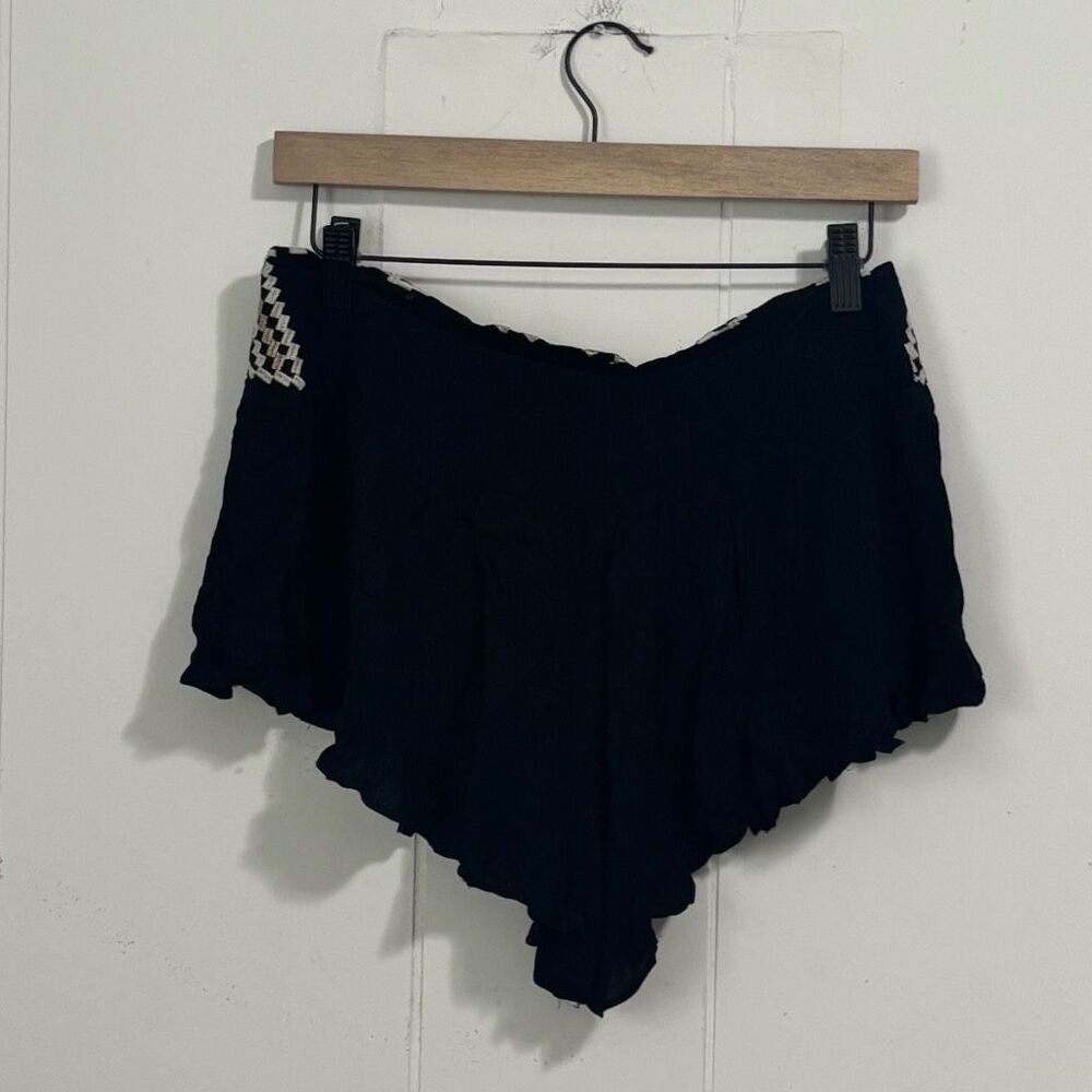 Design Lab Lord &‎ Taylor Embroidered Ruffle Short Large - Picture 4 of 4
